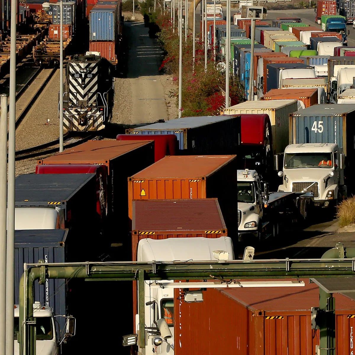 Navigating the Storm: Industry Professionals Weigh in on the Global Supply Chain Crisis